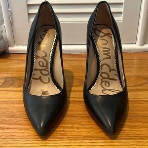 Sam Edelman Black Pumps